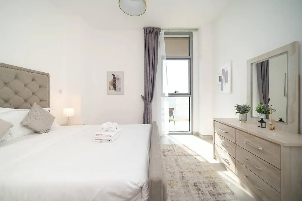 Stonetree - Furnished 2Br With Floor-To-Ceiling Window Apartment Dubai United Arab Emirates